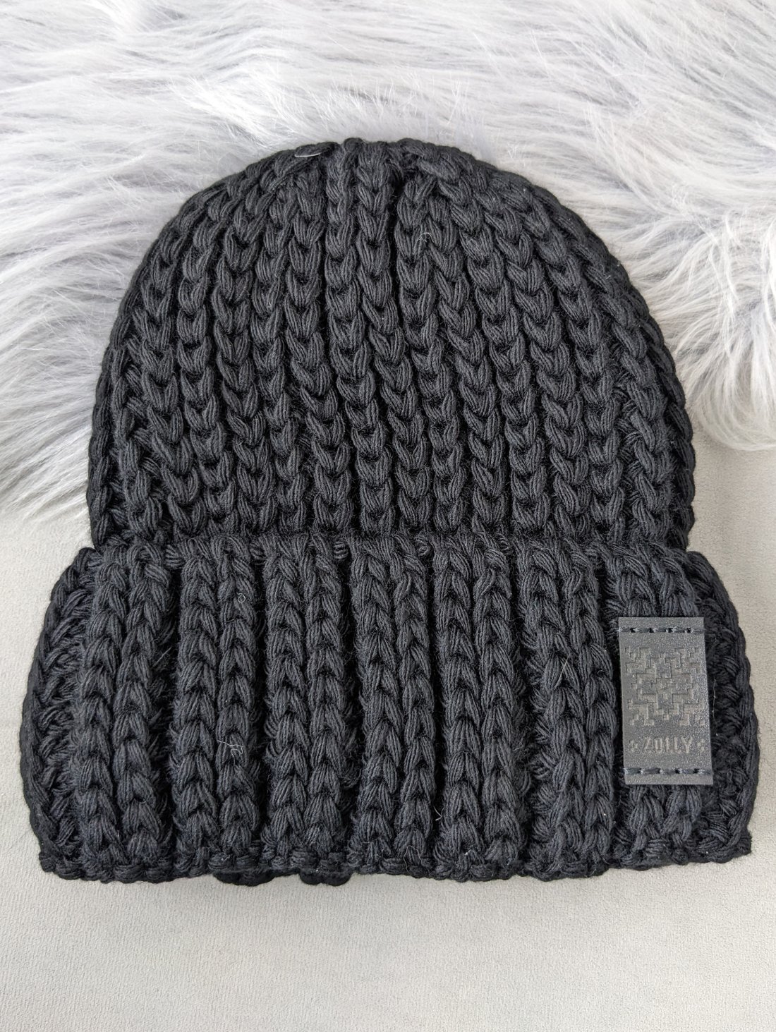 Жіноча шапка-біні фактурної в’язки INNOE 950234-1 Чорний