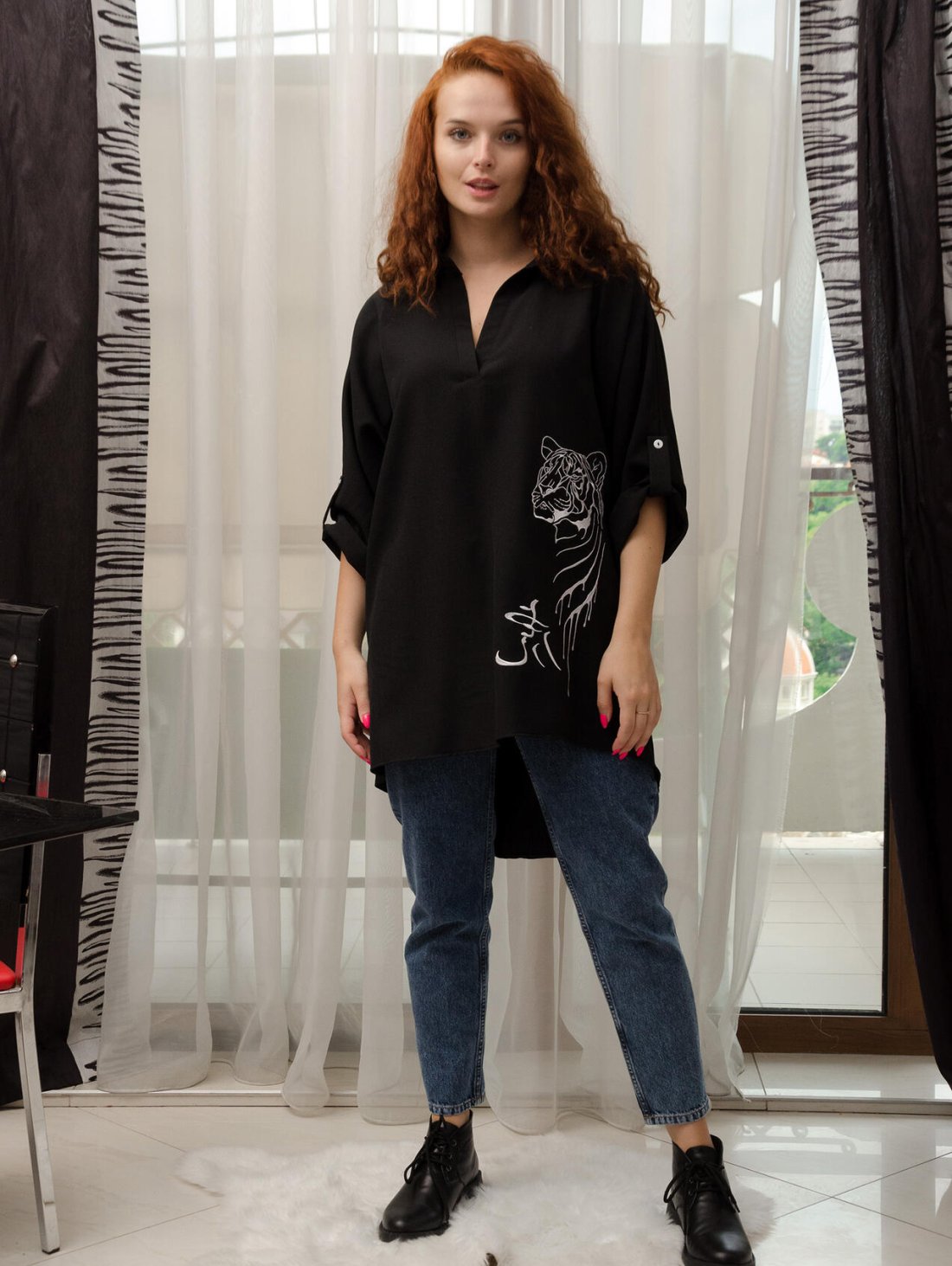 Стильна блуза-туніка з об'ємною вишивкою 230166-3