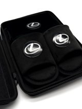 Подарунковий бокс з відкритими капчиками та мішечком з оригінальним авто-значком Lexus