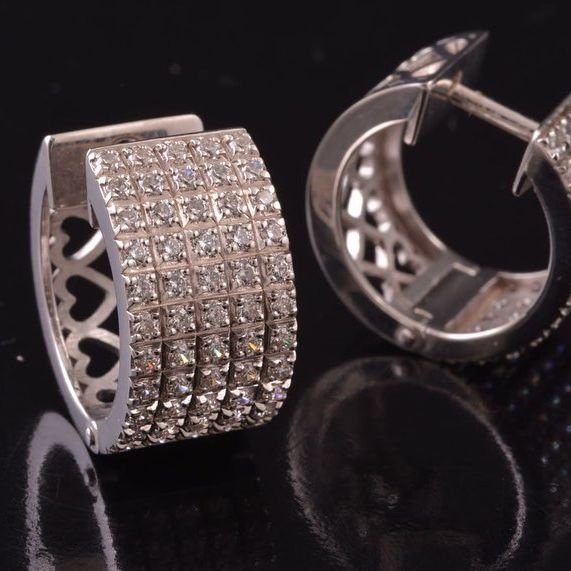 Сережки з діамантами - Фото3 Сережки з діамантами - Купити