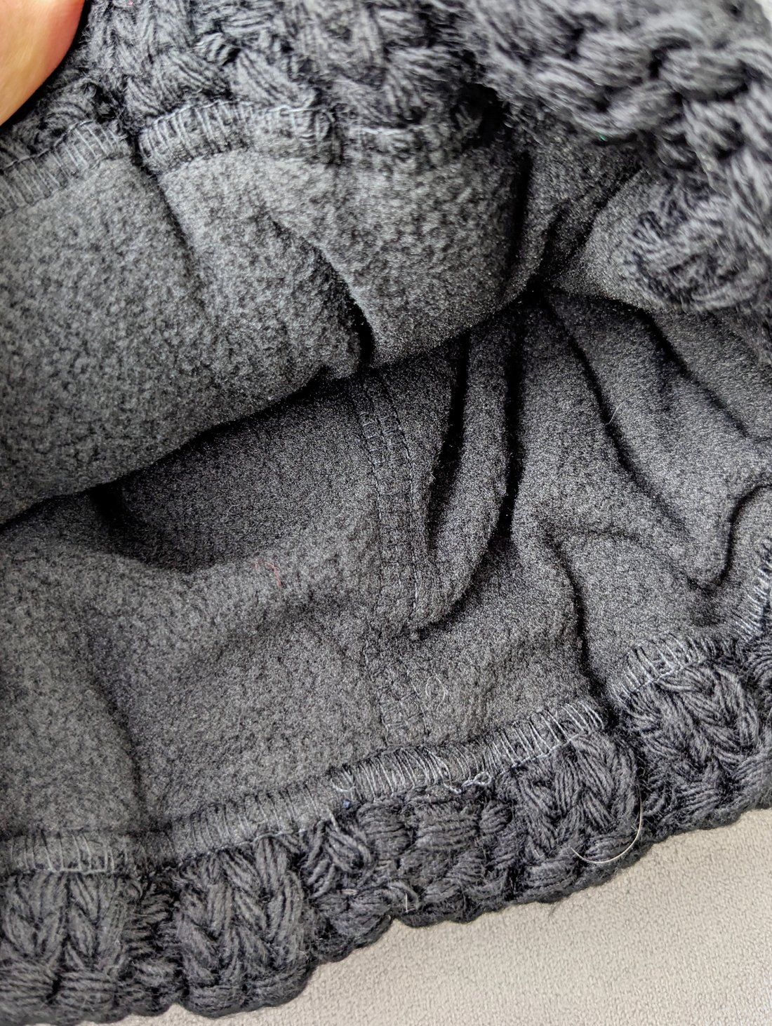 Жіноча шапка-біні фактурної в’язки INNOE 950234-1 Чорний