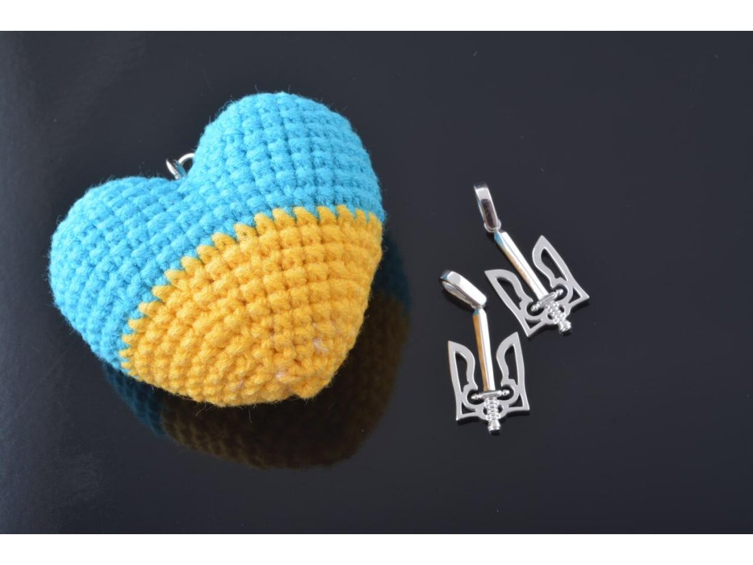 Підвіс Герб України "Меч" - Фото2 Підвіс Герб України "Меч" - Багира