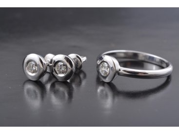 Гарнітур з діамантами - Купити