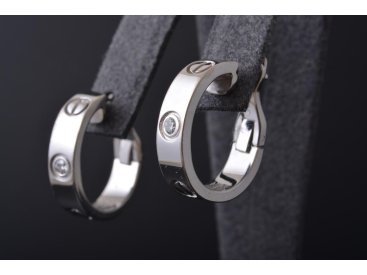 Сережки у стилі Cartier із діамантами - Фото Сережки у стилі Cartier із діамантами - Купити