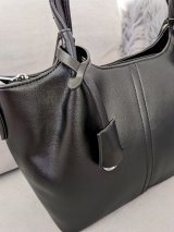 Стильна сумка Everyday Line з екошкіри для щоденних образів INNOE 350011-3 Чорний