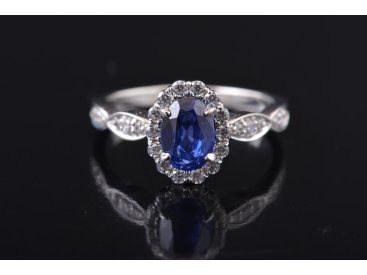 Каблучка із сапфіром - Купити