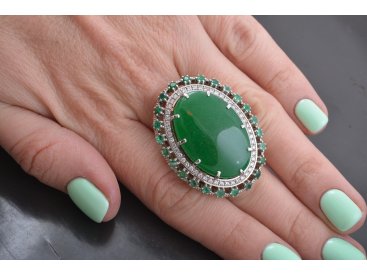 Каблучка із смарагдами та діамантами - Купити