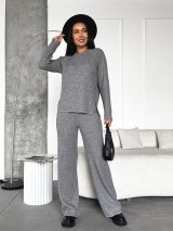 В’язаний костюм з дизайнерськими деталями INNOE 210370-1 Сірий