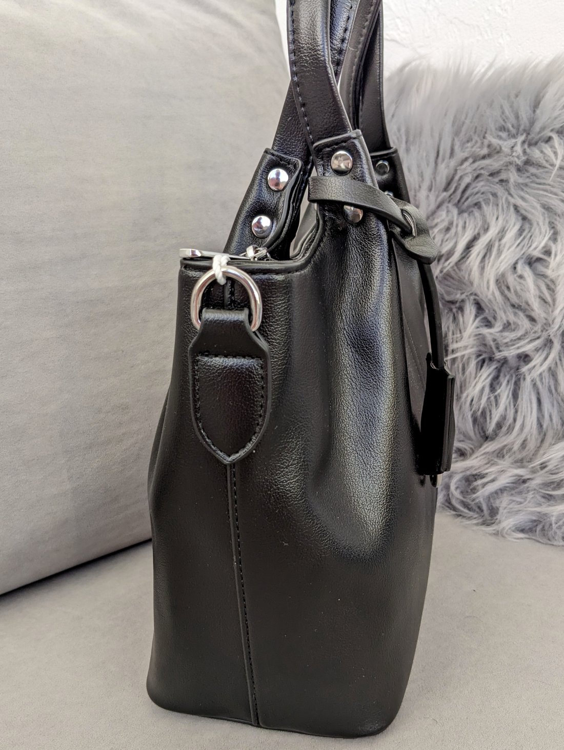 Стильна сумка Everyday Line з екошкіри для щоденних образів INNOE 350011-3 Чорний