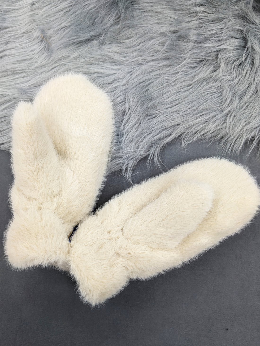 Стильні пухнасті рукавички для зими INNOE 85005-2 Світло-бежевий