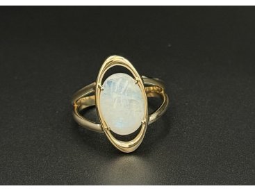 Каблучка з місячним каменем - Фото Каблучка з місячним каменем - Купити