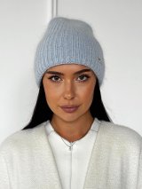 Стильна і тепла жіноча шапка блакитного кольору INNOE 950826-1 Блакитний - Купити