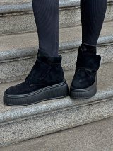 Практичні зимові черевики з натуральної замші INNOE 777562-4 Чорний