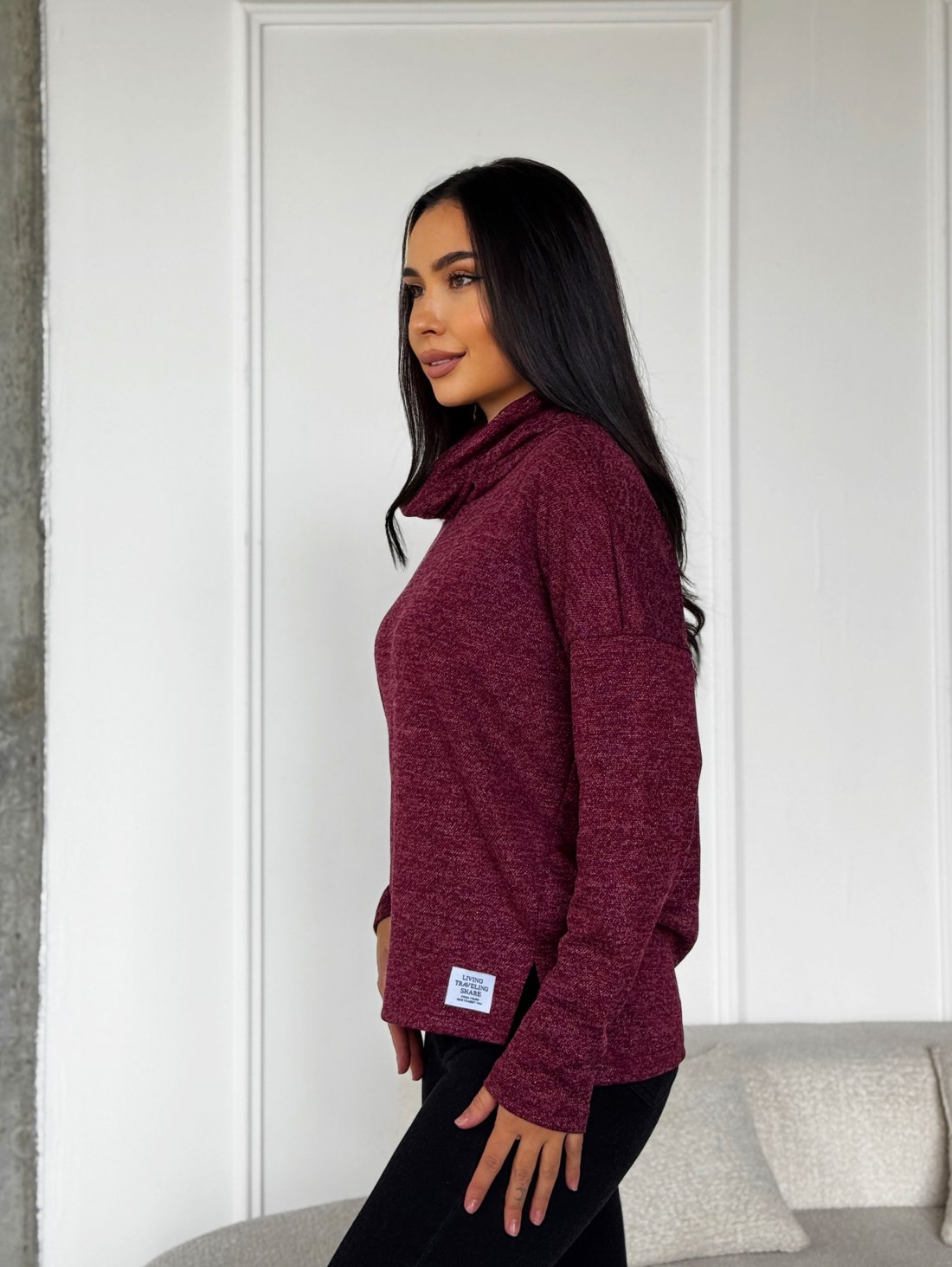 Лонгслів casual з розрізами INNOE 230233-2 Бордовий - Купити