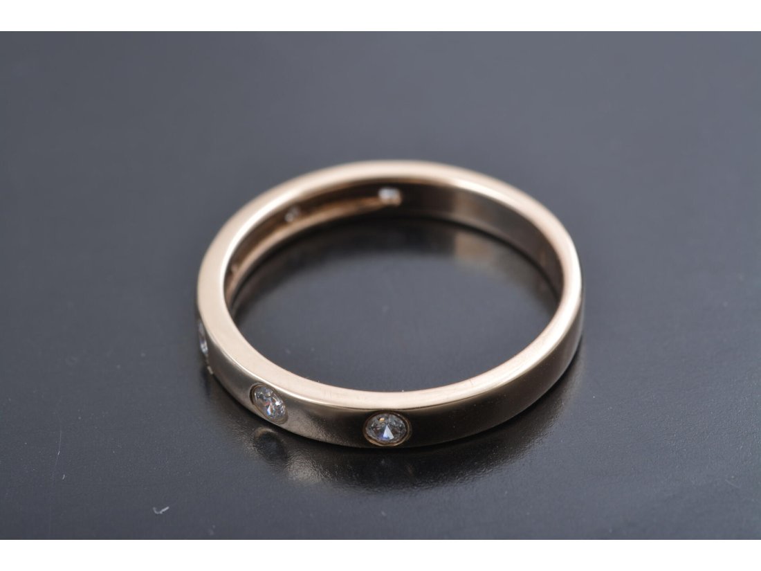 Каблучка з камінням під обручку - Купити