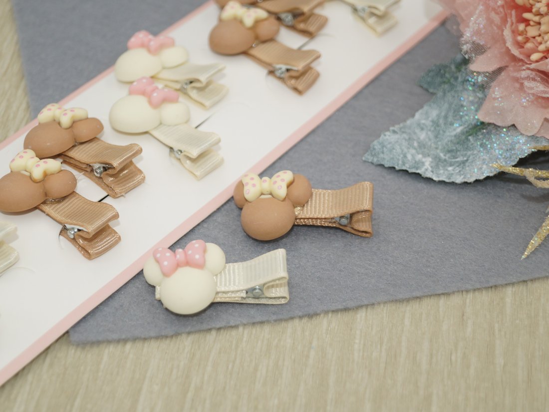 Дитячий затискач для волосся.