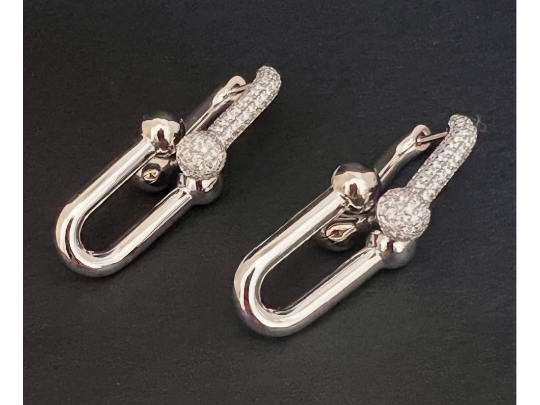 Сережки з діамантами у стилі Tiffany - Фото2 Сережки з діамантами у стилі Tiffany - Багира