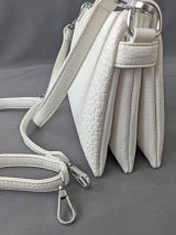 Ефектна жіноча сумка croco текстура INNOE 3528314-1 Білий