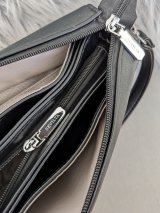 Стильна жіноча сумка з екошкіри лаконічного дизайну INNOE 350011-1 Чорний