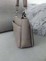 Містка сумка з великою зовнішньою кишенею і практичним дизайном INNOE 350010-1 Бежевий