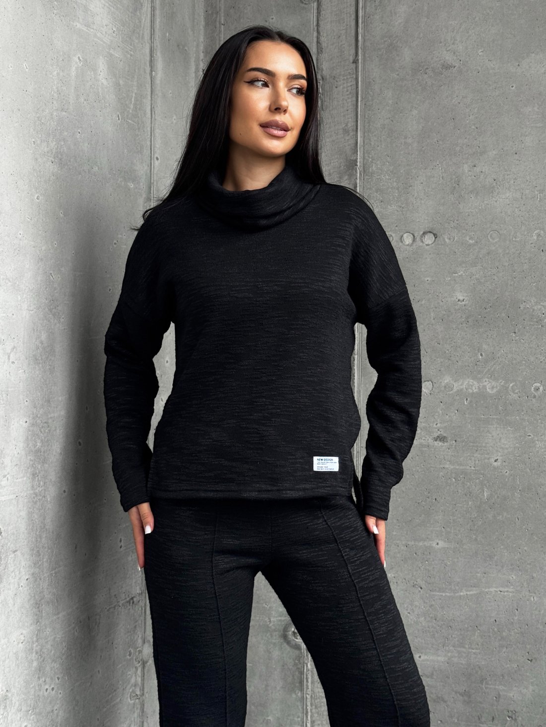 М’який жіночий костюм з ангорою INNOE 210366-2 Чорний