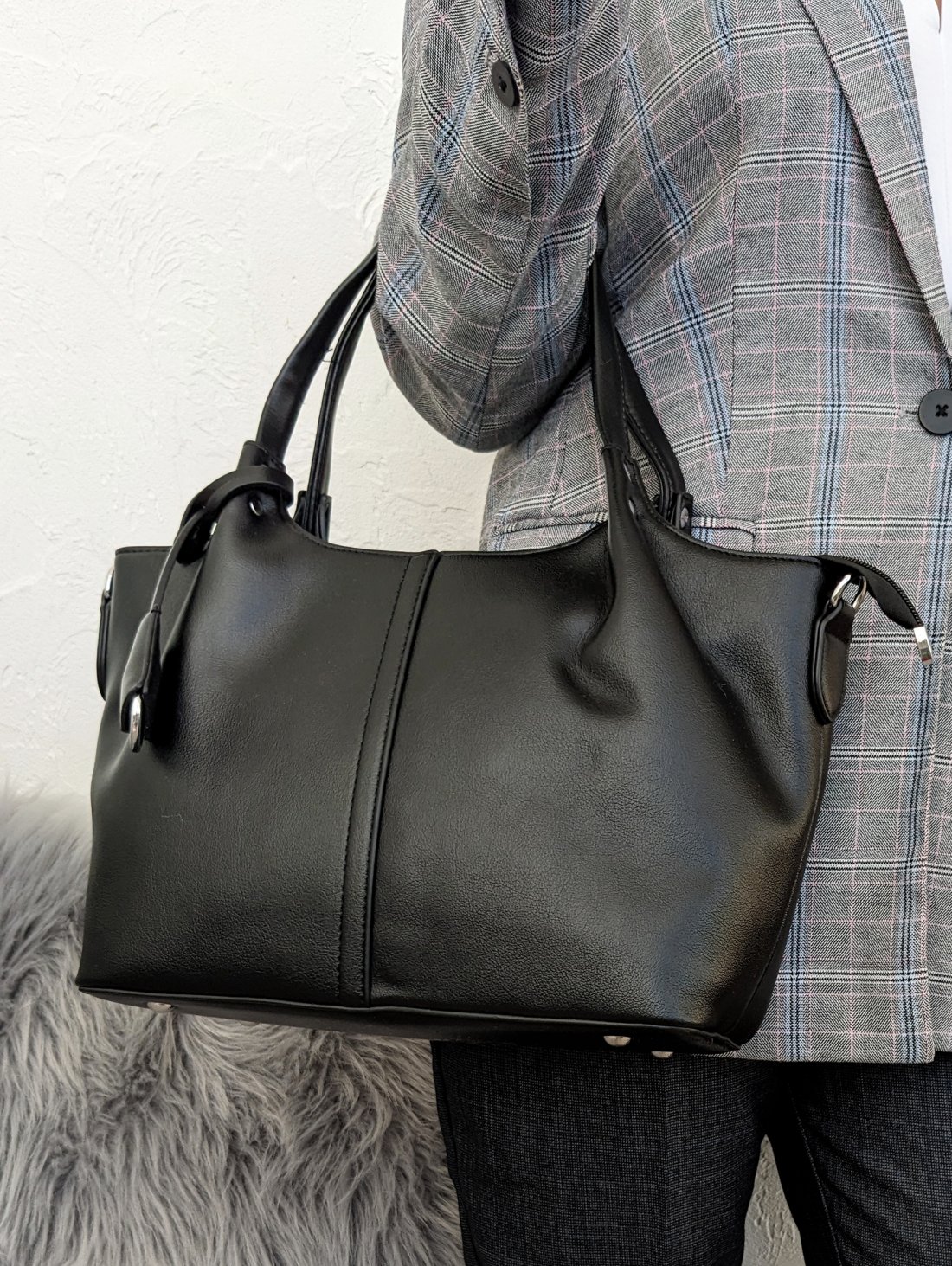 Стильна сумка Everyday Line з екошкіри для щоденних образів INNOE 350011-3 Чорний - Innoe