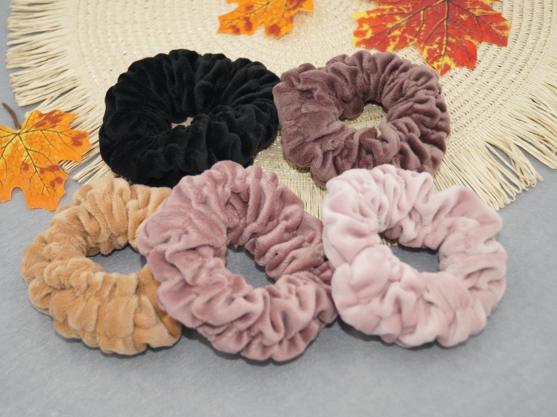 Резинки для волосся. Об'ємні. 9 см.