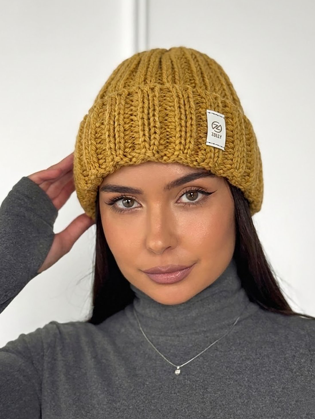 Тепла стильна в’язана шапка на флісі INNOE 950234-1 Жовтий