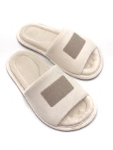 Домашні анатомічні barefoot капці з липучкою молочного з відкритим носком Family Story
