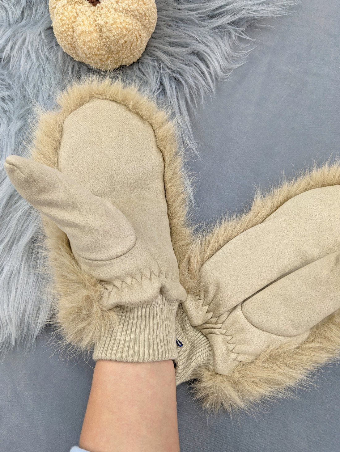 Зимові хутряні рукавички у стилі люкс INNOE 85005-1 Бежевий