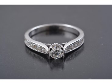 Каблучка з діамантами - Купити