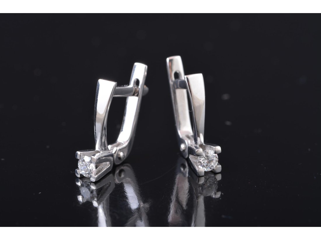 Сережки із діамантами - Багира