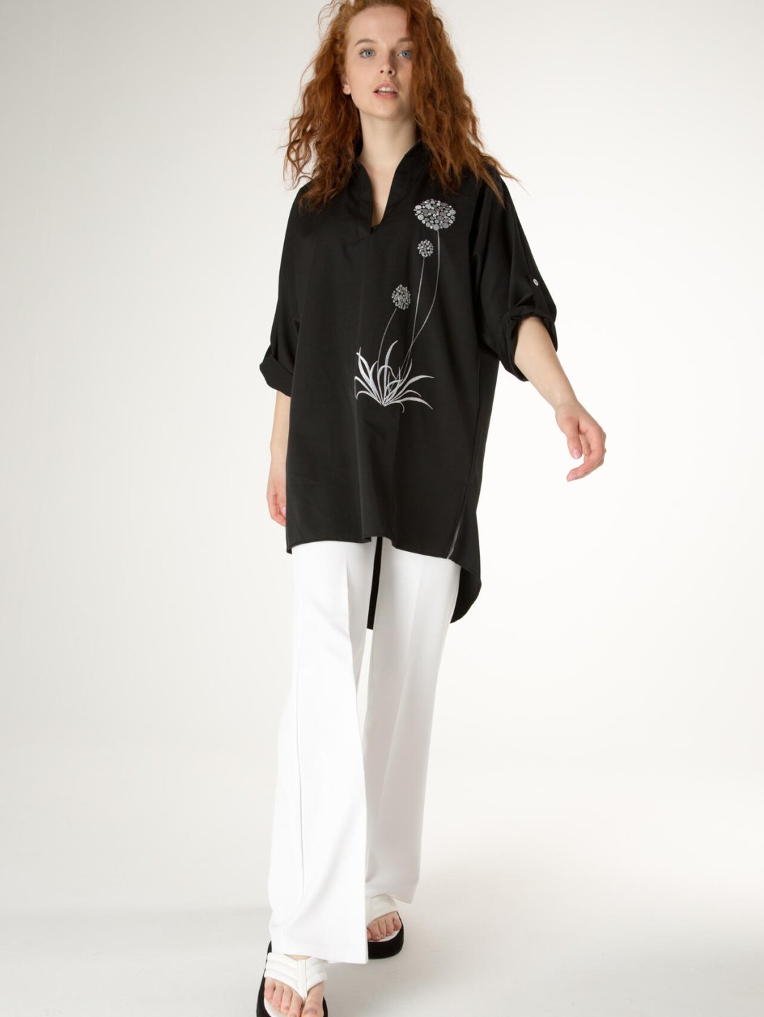 Черная блуза-туника Innoe с вышивкой-8