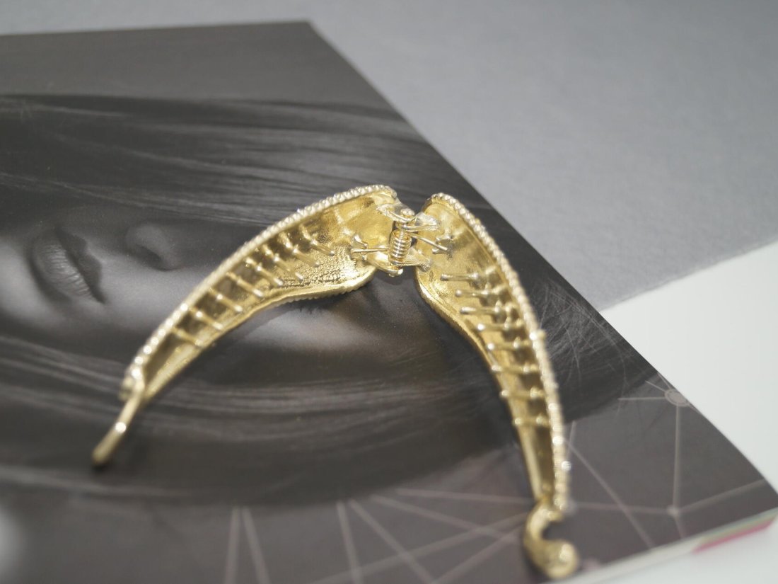 Металева заколка Банан. 8.5 см. - Кристалік