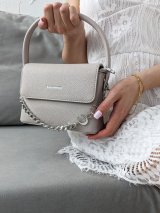 Маленька компактна сумка з екошкіри з підвіскою INNOE 35002-1 Сіро-бежевий