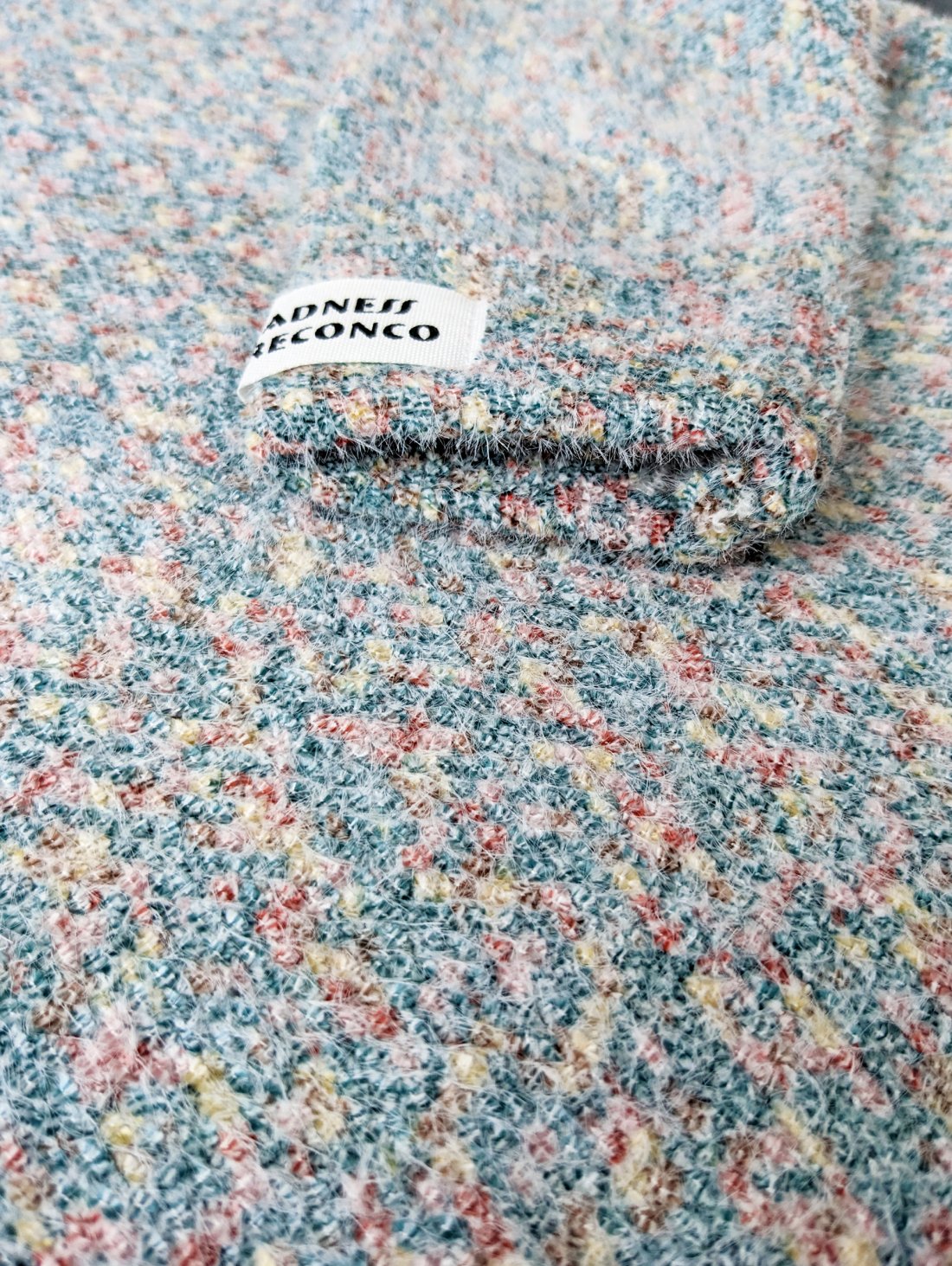 Базовий жіночий светр з м’якої ангори 300065-2 Синій