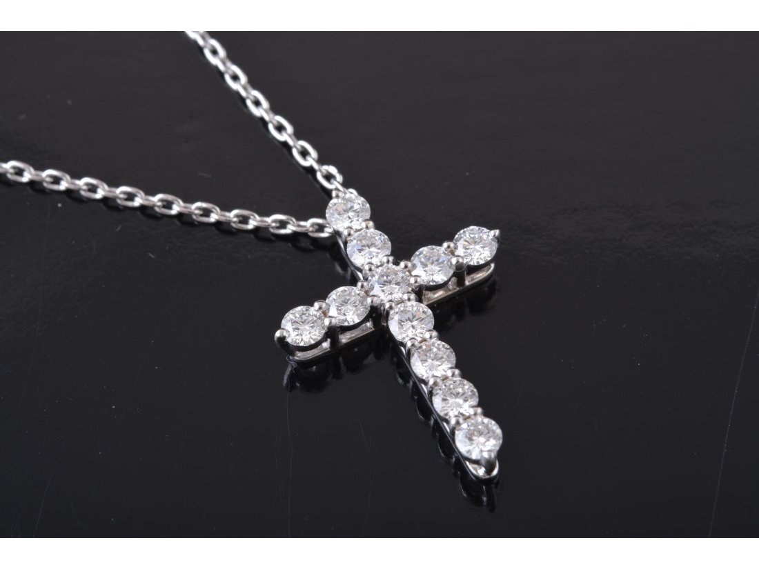 Кольє з хрестиком із діамантами у стилі Tiffany & Co - Багира