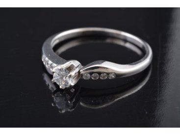 Каблучка жіноча - Фото Каблучка жіноча - Купити