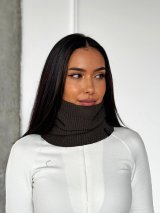 Теплий жіночий в'язаний снуд INNOE 950642-1 Шоколадний - Купити