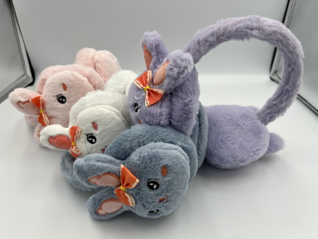 Теплі навушники зі штучного хутра. Зайка