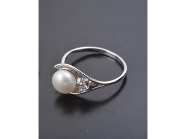 Каблучка з перлами - Фото Каблучка з перлами - Купити
