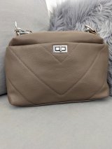 Елегантна жіноча сумка з лаконічним дизайном INNOE 350010-3 Бежевий