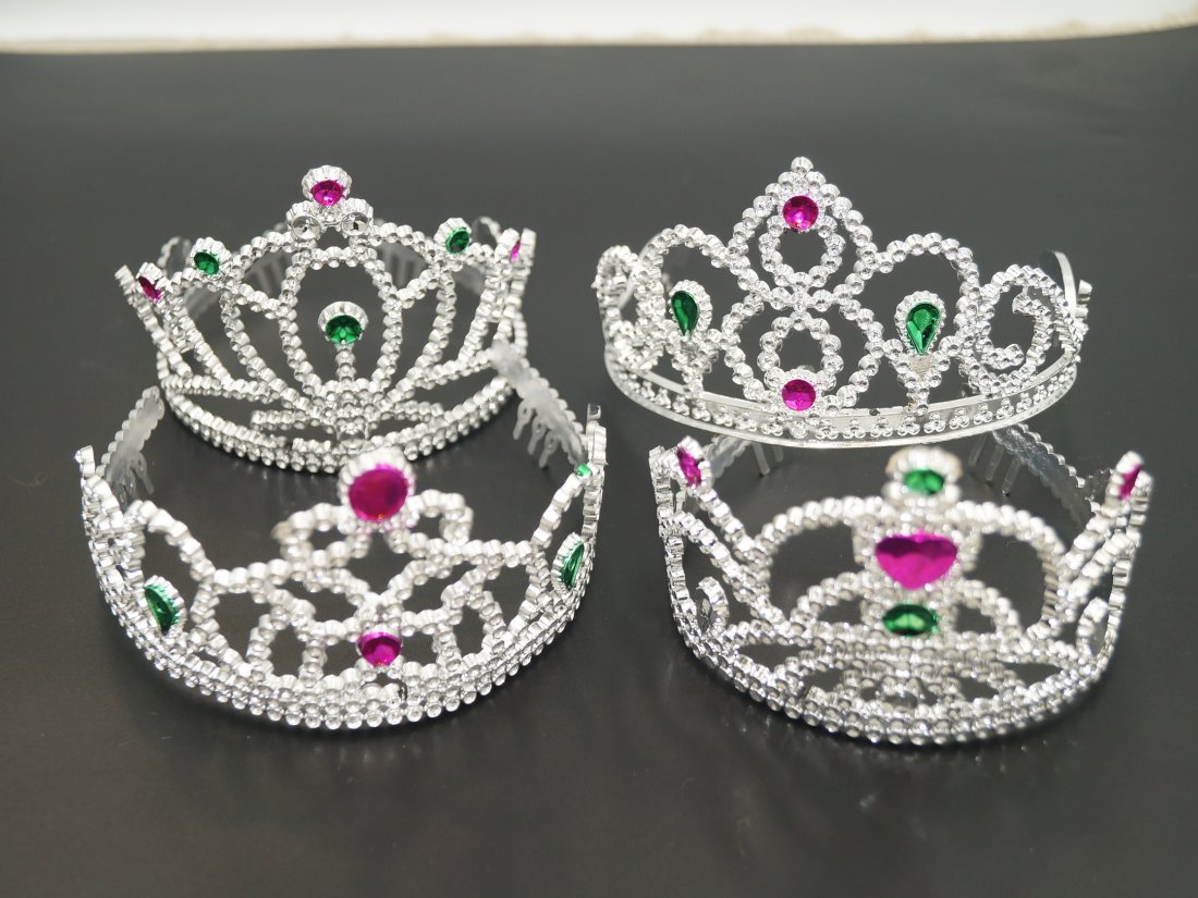 Святкова корона.