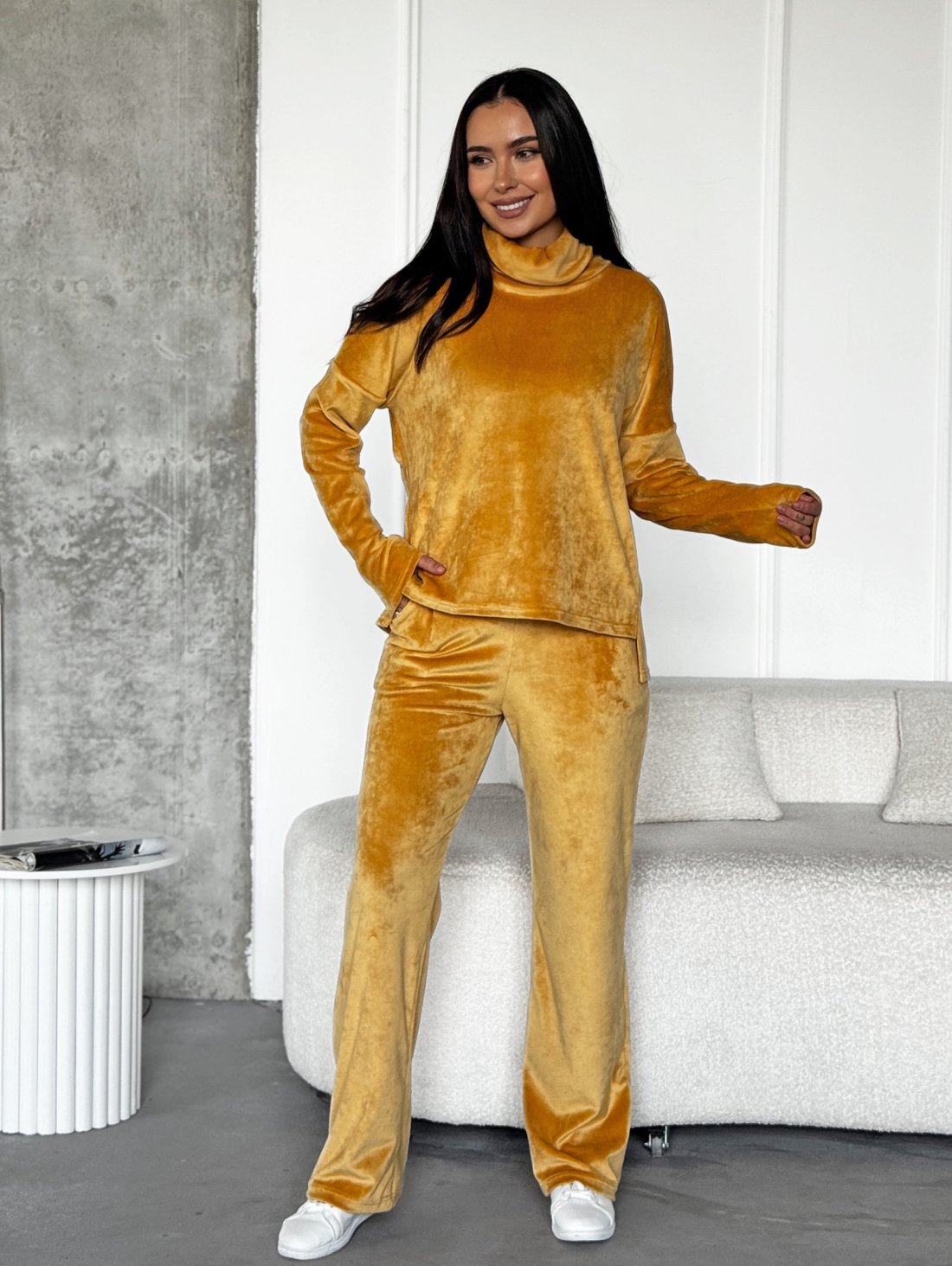 Жіночий костюм oversize з м’якого трикотажу INNOE 210366-2 Гірчичний