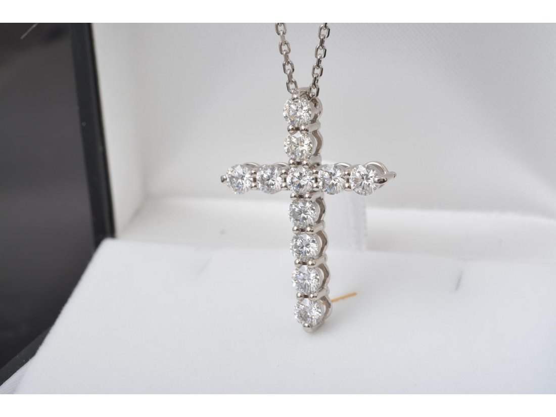 Хрестик із діамантами у стилі Graff - Багира