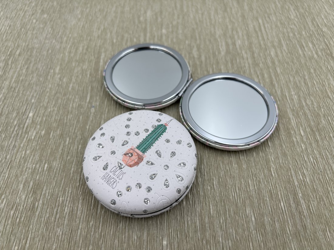 Дзеркало розкладне, косметичне