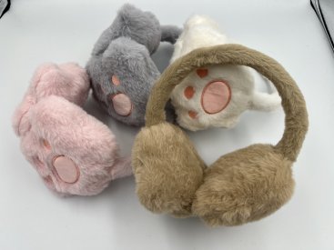 Теплі навушники зі штучного хутра з лапками. - Купити