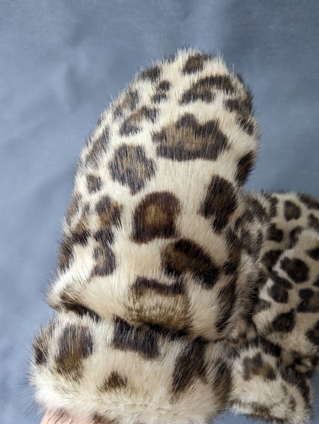 Зимові рукавиці з штучного хутра з принтом леопард INNOE 85005-4 Леопардовий