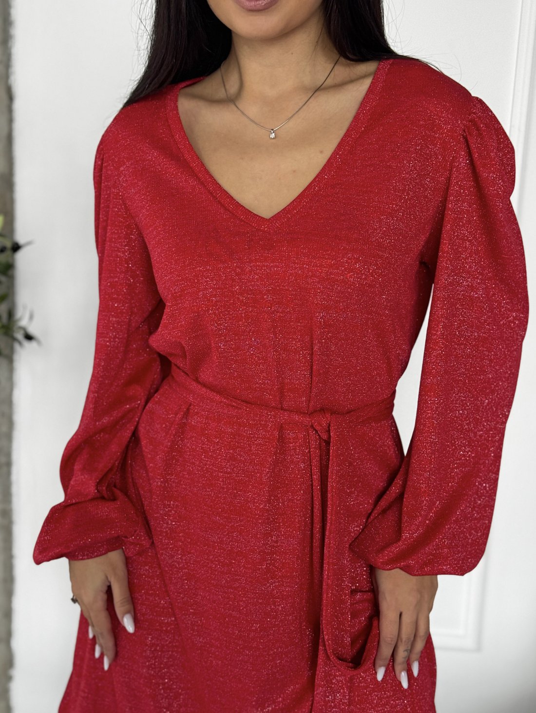 Яскрава трикотажна сукня з люрексом під пояс INNOE 270588-2 Червоний - Купити