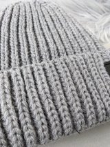 Стильна в’язана шапка з фактурною в’язкою INNOE 950234-1 Сірий